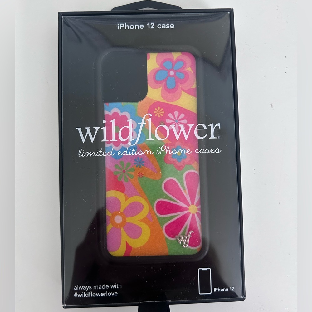 NWT wildflower iphone 12 mini case brand new with box